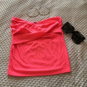 Blusa strapless